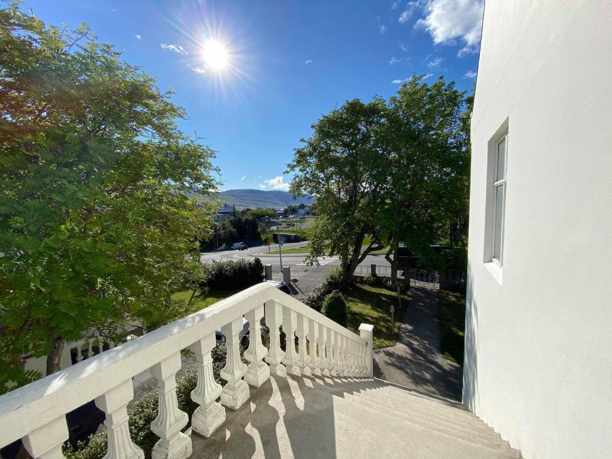 Akureyri Central House Exterior photo